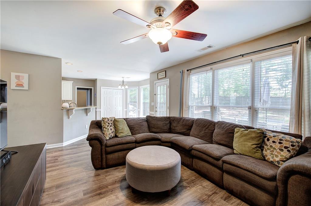 3186 Sail Winds Drive, Acworth, Georgia image 15