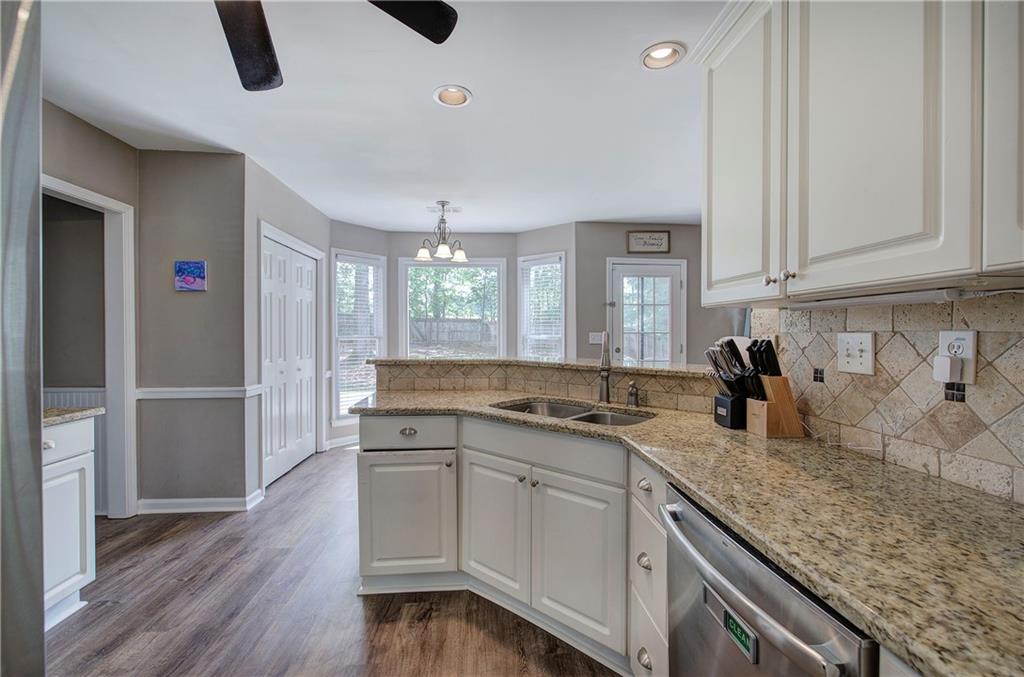 3186 Sail Winds Drive, Acworth, Georgia image 24