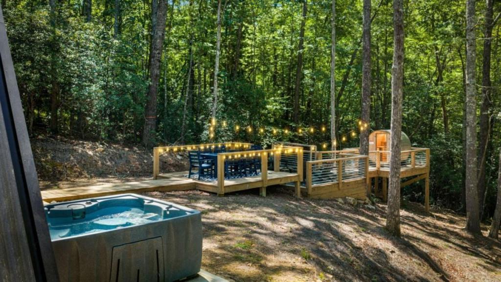223 Laurel Trace
