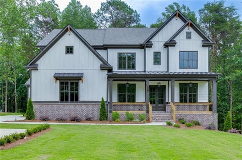 Homes For Sale - 5370 Settingdown Road<br/> Forsyth County, Cumming, GA 30041