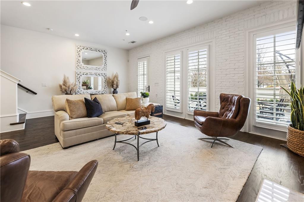 331 S Esplanade, Alpharetta, Georgia image 11