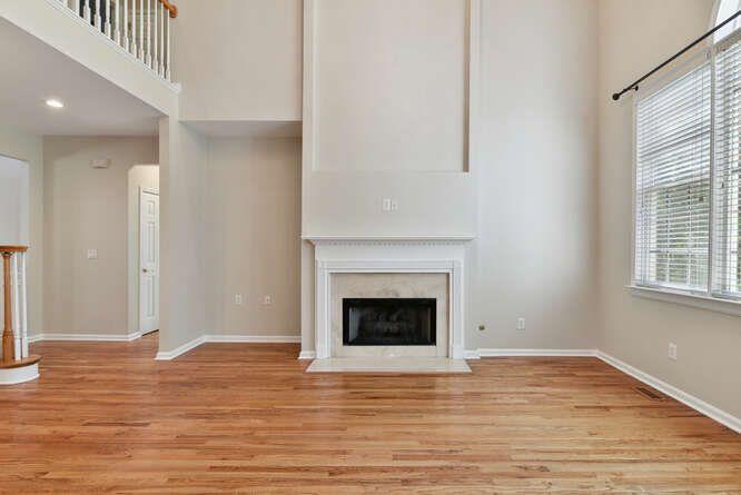 330 Winherst Lane