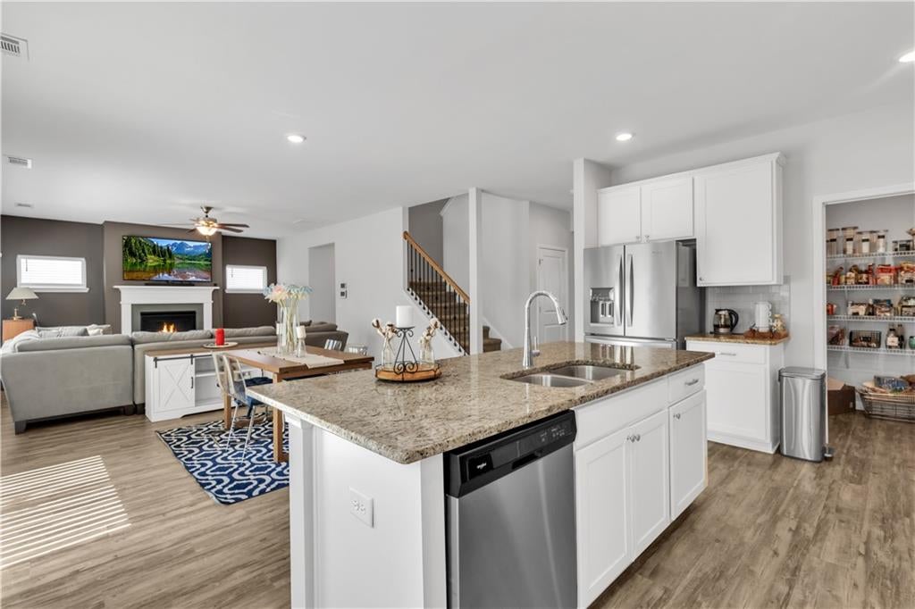 3527 Argent Way