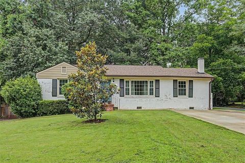 Homes For Sale - 71 Worthington Drive<br/> Marietta, GA 30068