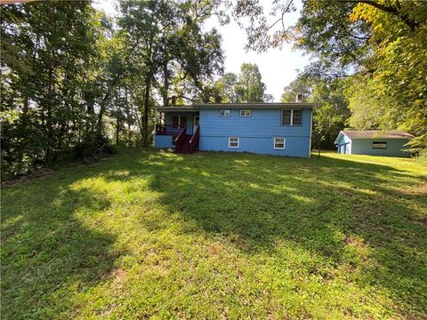 A home in Hiawassee