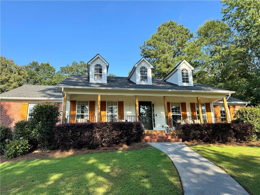 132 Hunter Drive NE