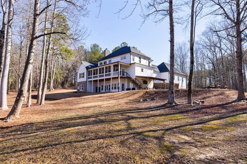 3055 Spring Hill Drive