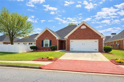 Homes For Sale - 1421 Empress Drive<br/> Henry County, Mcdonough, GA 30253