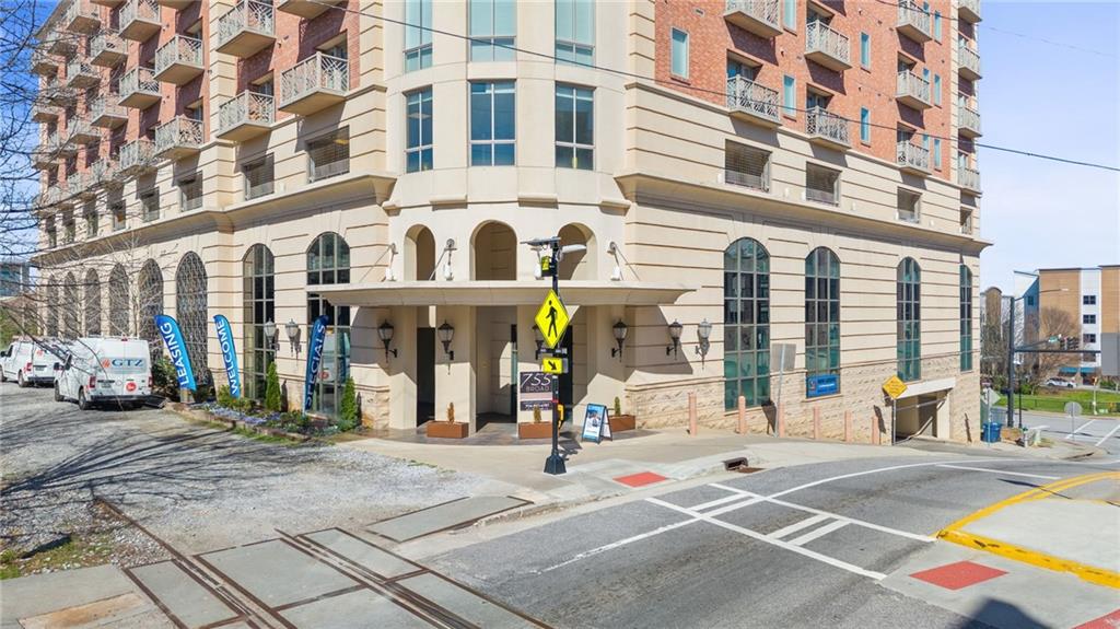 755 Broad Street 820