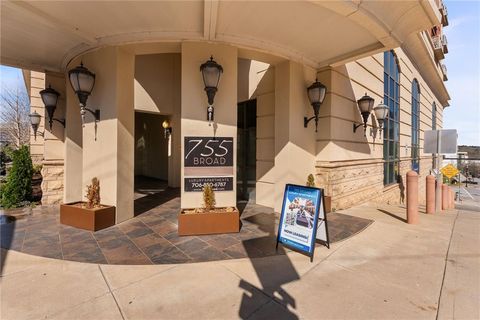 Condo For Sale - 755 Broad Street #820<br/> Athens, GA 30601