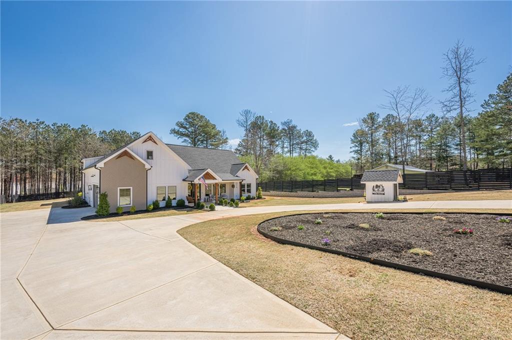 154 Pine Needle Drive, Dawsonville, Georgia image 3