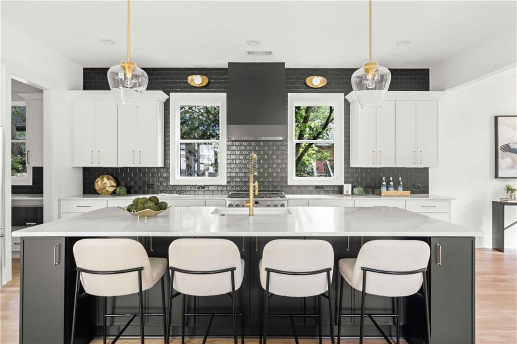 31 Walthall SE