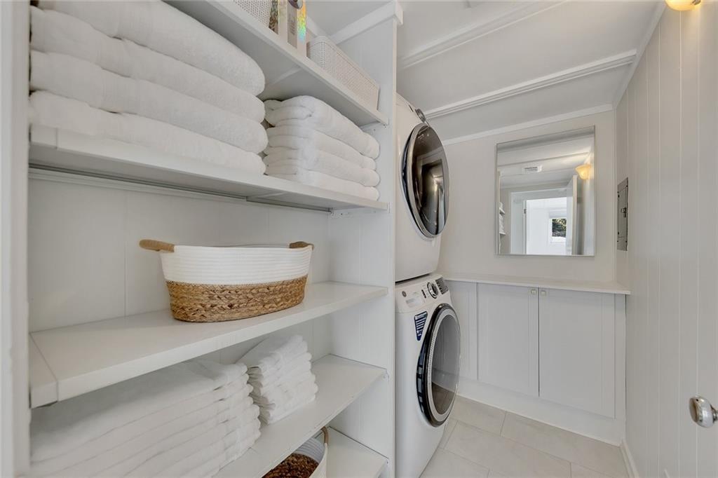 Sherwood Forest - Residential Lease