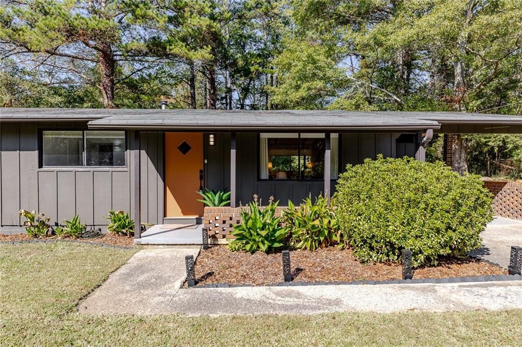 Sherwood Forest - Residential Lease