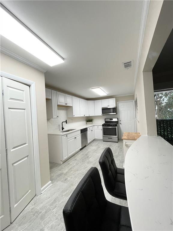 346 Carpenter Drive 12