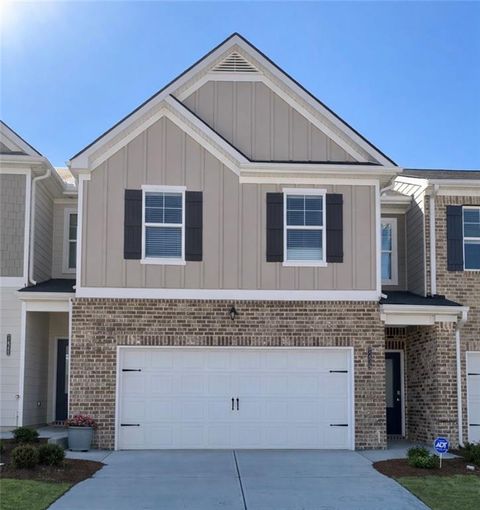 Townhouse For Sale - 7439 Knoll Hollow Road<br/> Lithonia, GA 30058