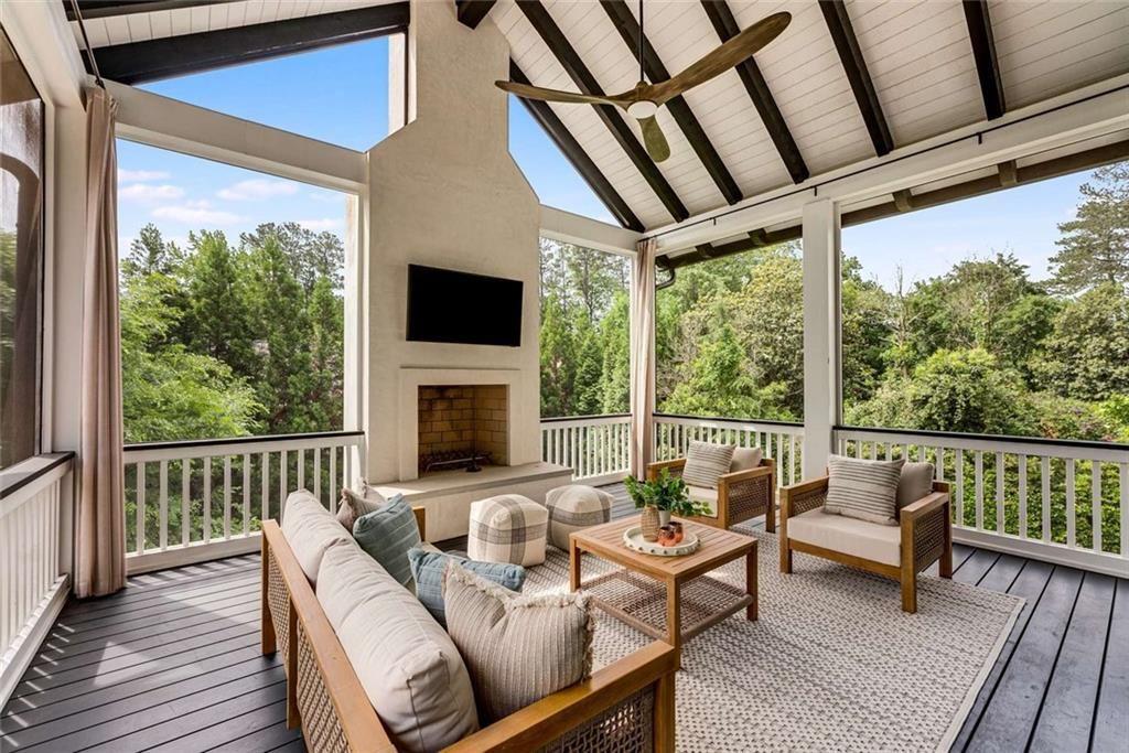 3773 Randall Road SE