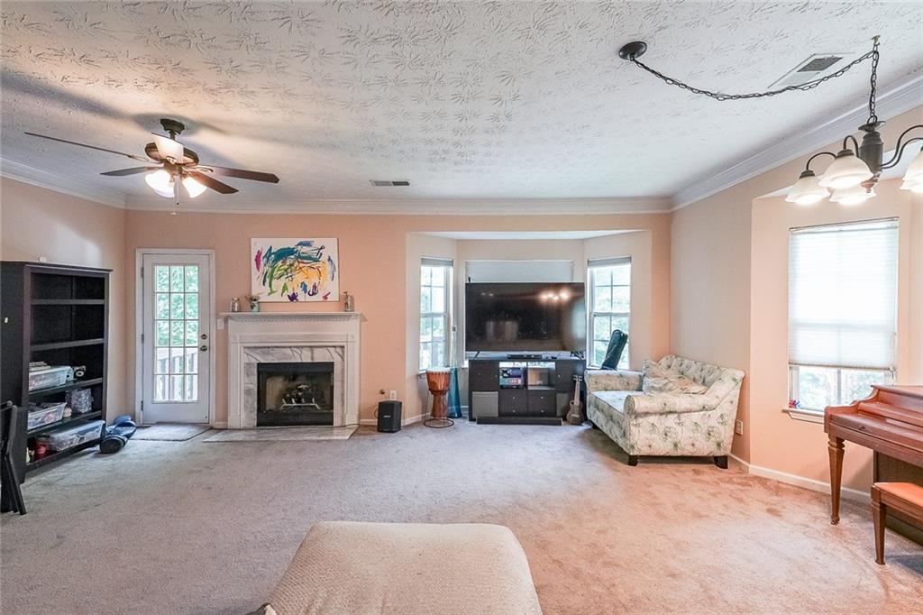 2553 Summit Cove Drive