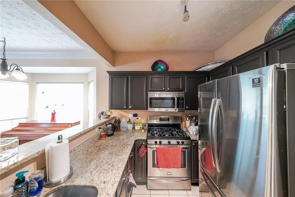 2553 Summit Cove Drive