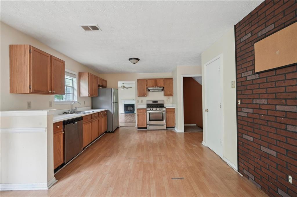 7117 Stonebrook Cove, Lithonia, Georgia image 10