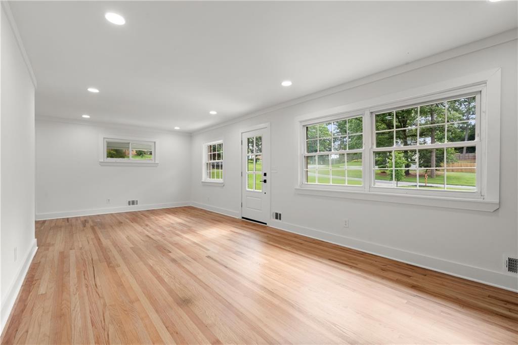 2324 Elmwood Circle