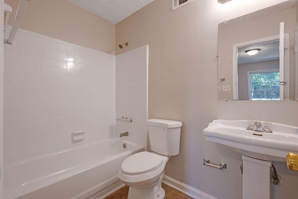 785 Redland Drive, Jonesboro, Georgia image 30