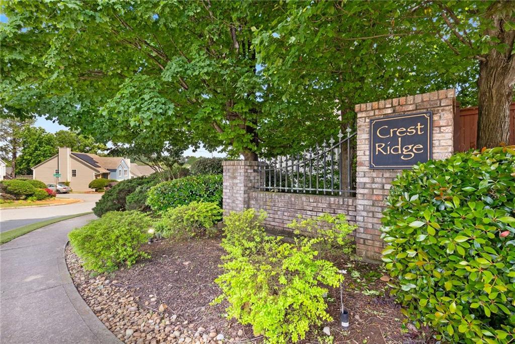 Crest Ridge - Residential