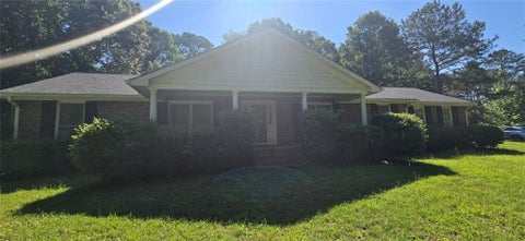 Homes For Rent - 1132 Shoal Creek Road<br/> Canton, GA 30114
