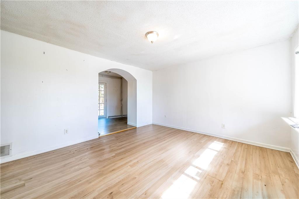 1197 Foster Place NW