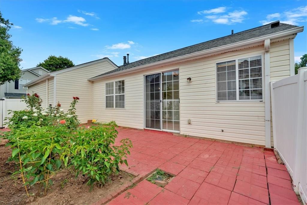 STONECROFT - Residential Lease