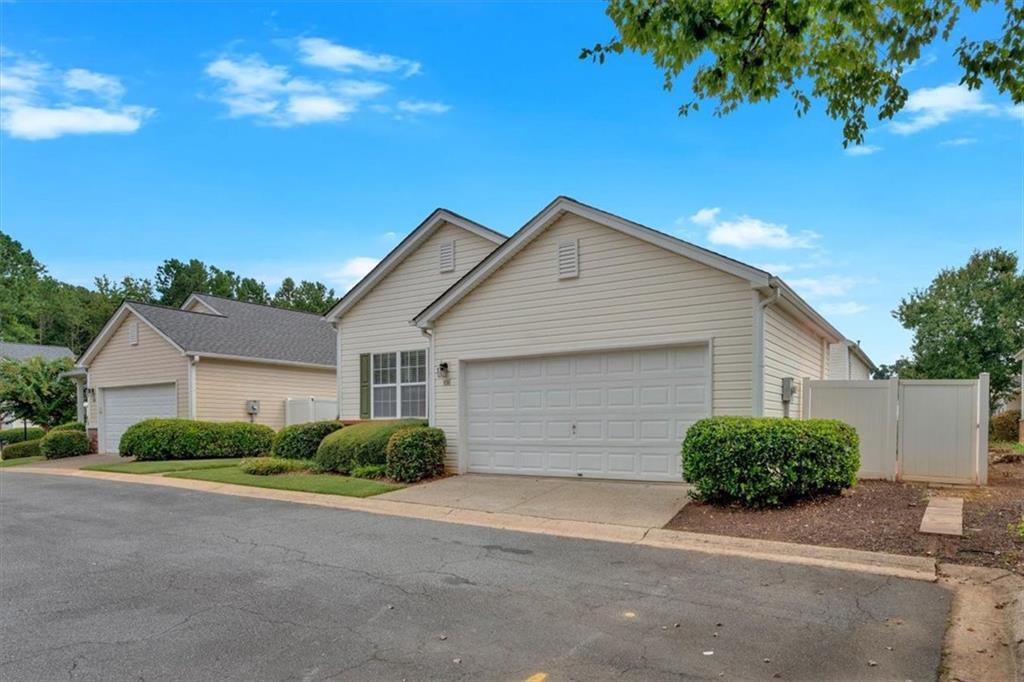 STONECROFT - Residential Lease