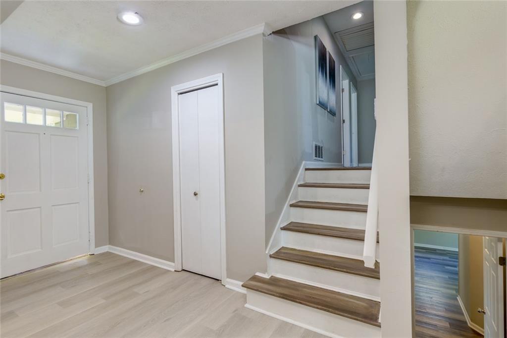 5130 Happy Hollow Road