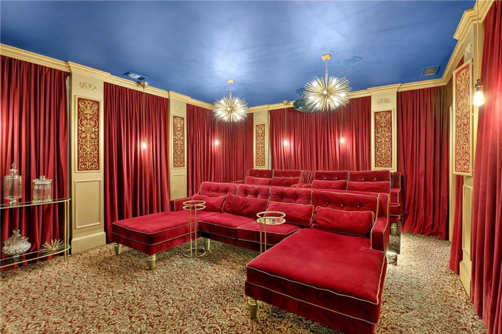 2612 Canopy Lane
