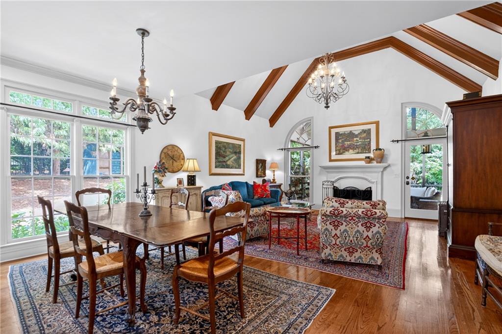 2612 Canopy Lane