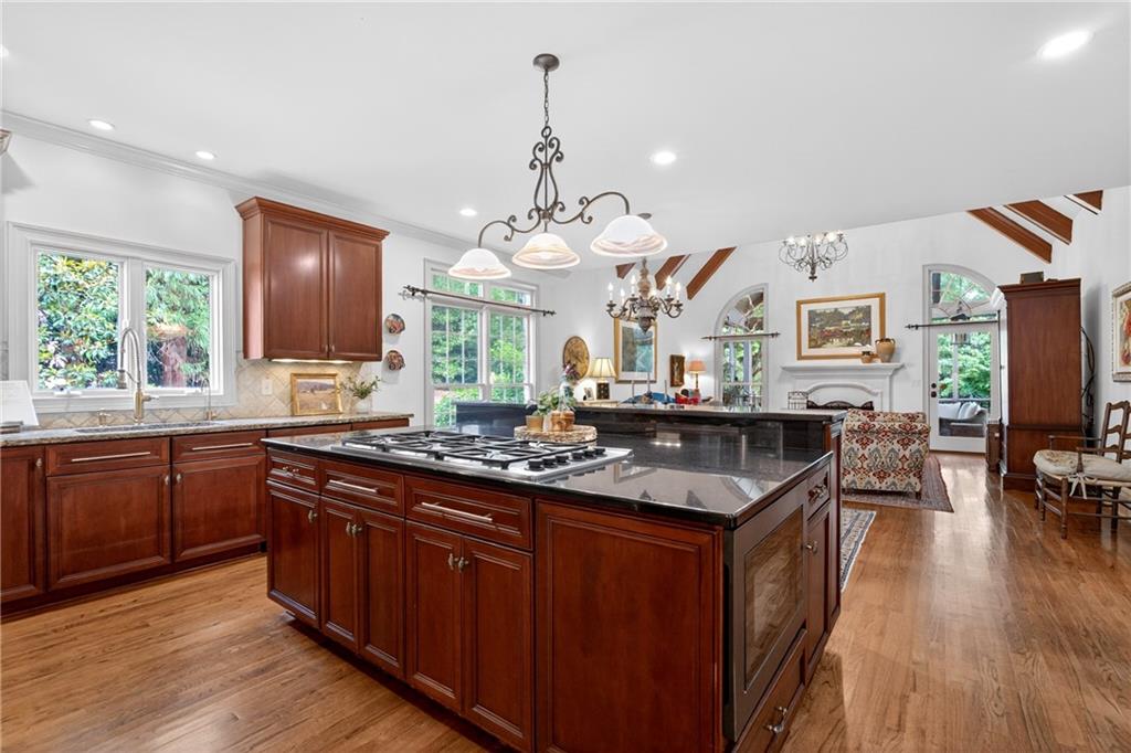 2612 Canopy Lane