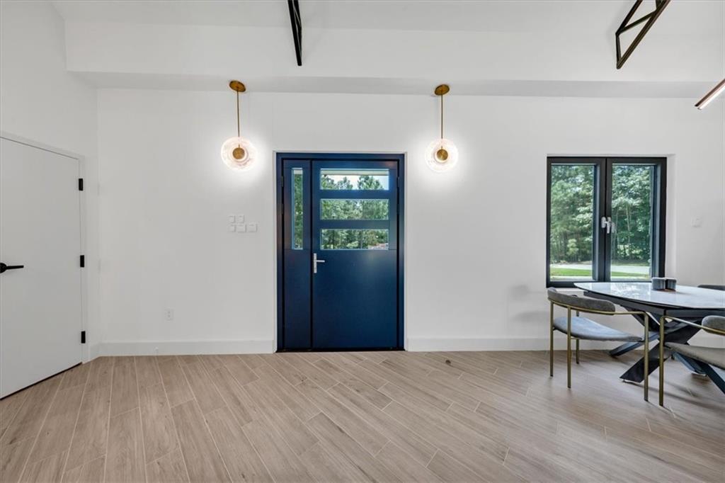 40 Red Oak Circle
