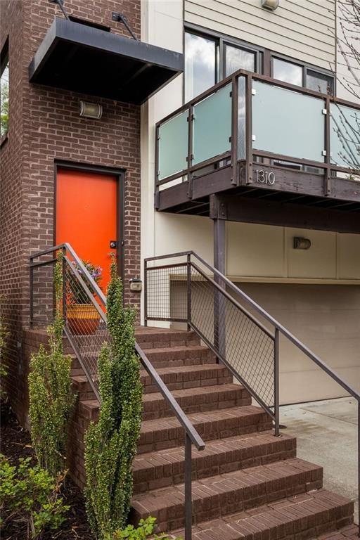 1310 Axis Circle NE 1