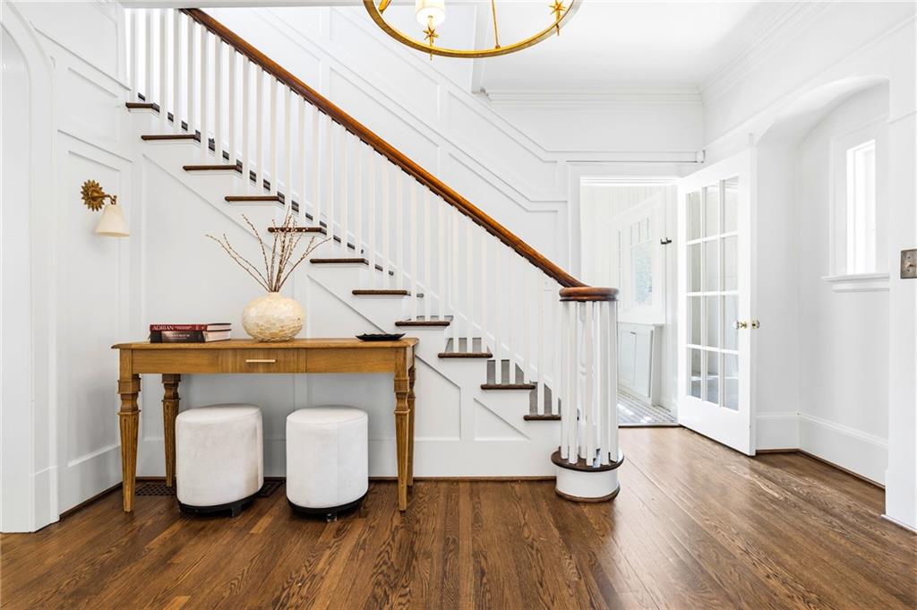 2106 N Ponce De Leon Avenue NE