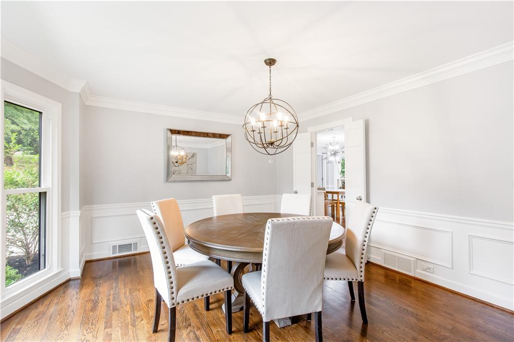 7010 Hunters Knoll