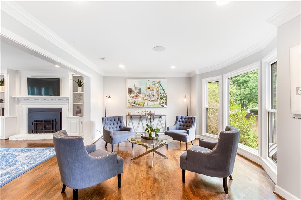 7010 Hunters Knoll
