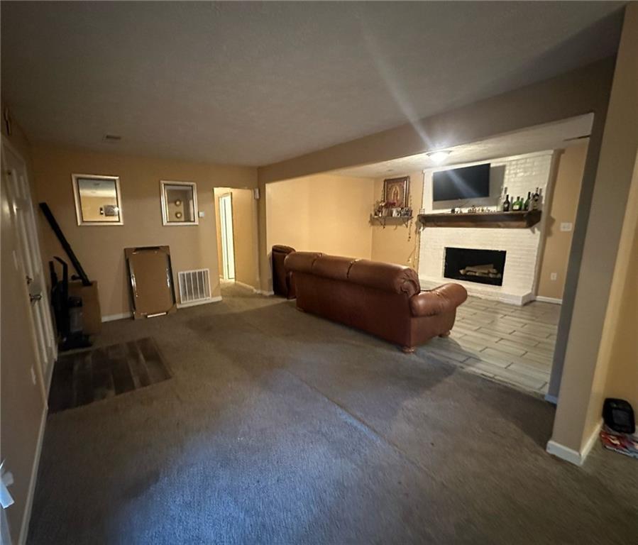 661 Oak Drive, Riverdale, Georgia image 7