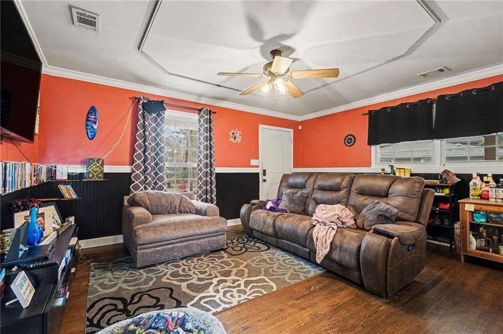 5283 Chantilly Terrace