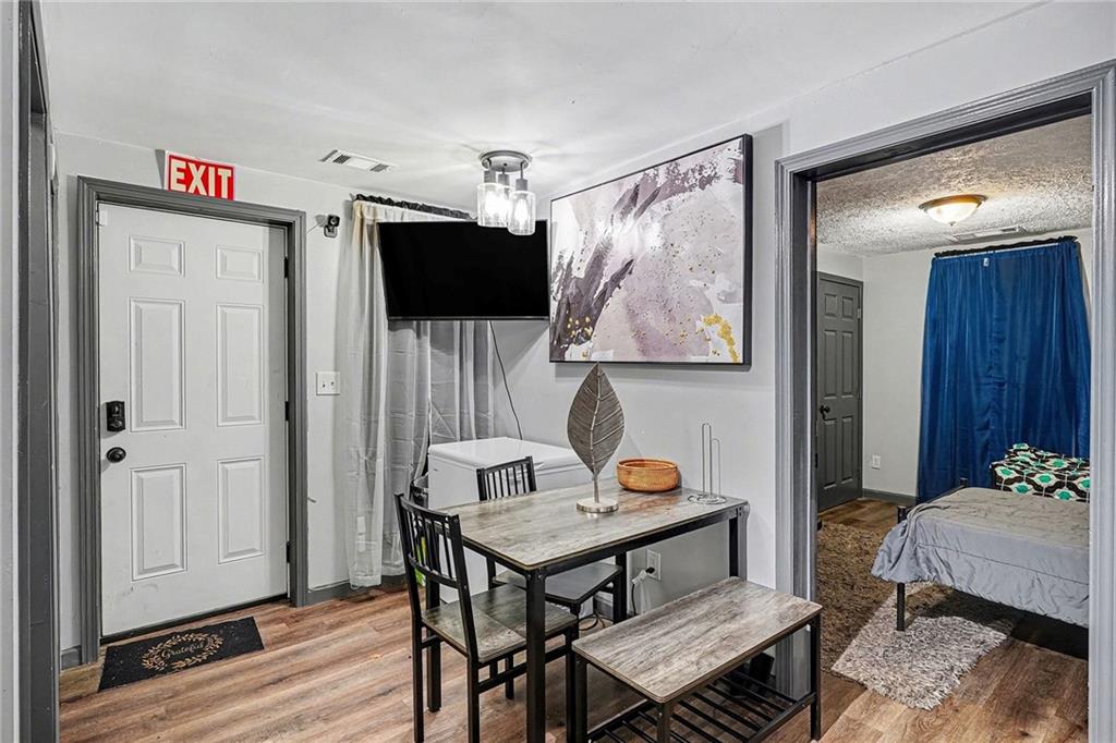 123 N Brawner Street