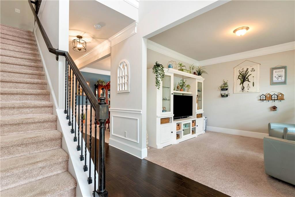 5435 Hidden Valley Lane