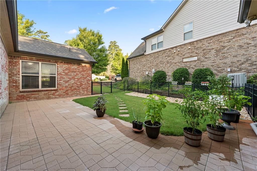 3981 Sovereign Drive