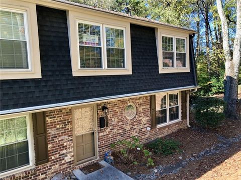 2471 Northlake Court NE Atlanta GA 30345