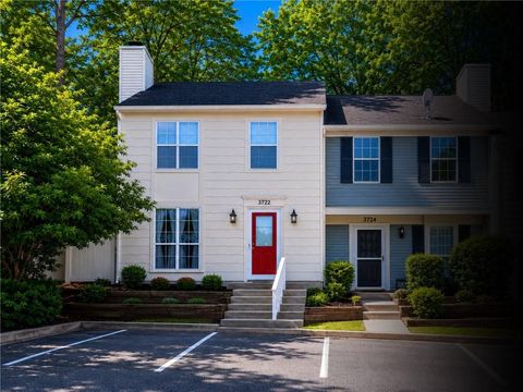 Townhouse For Sale - 3722 Jamestown Court<br/> Dekalb County, Atlanta, GA 30340