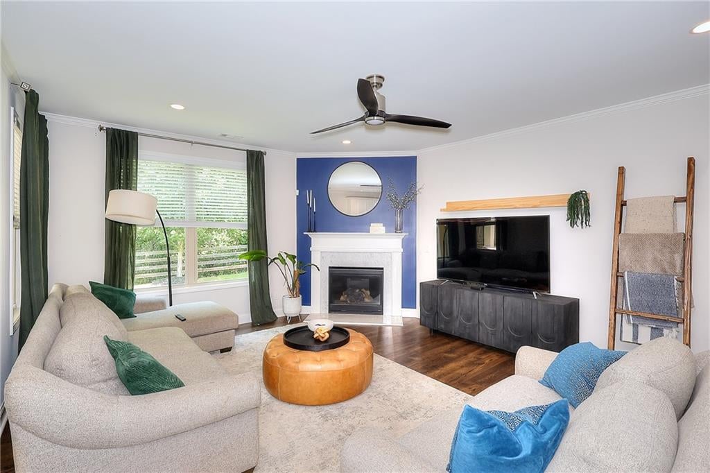 2181 Hempstead Court