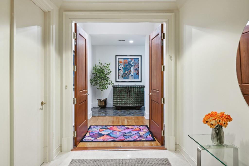 2500 Peachtree Road NW 405S