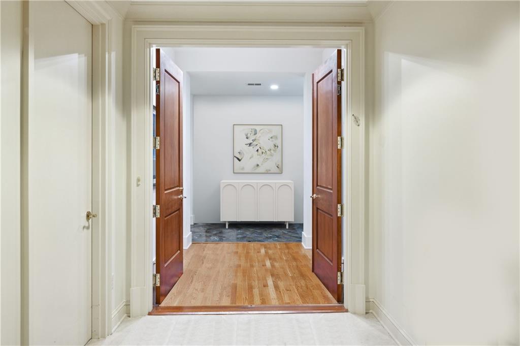 2500 Peachtree Road NW 405S